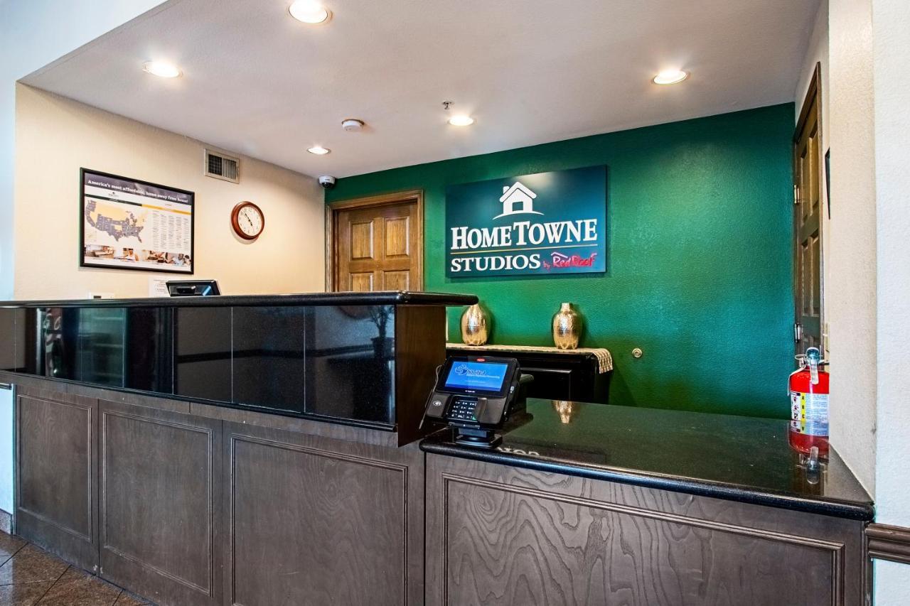 Hometowne Studios By Red Roof Phoenix - Black Canyon Highway Kültér fotó